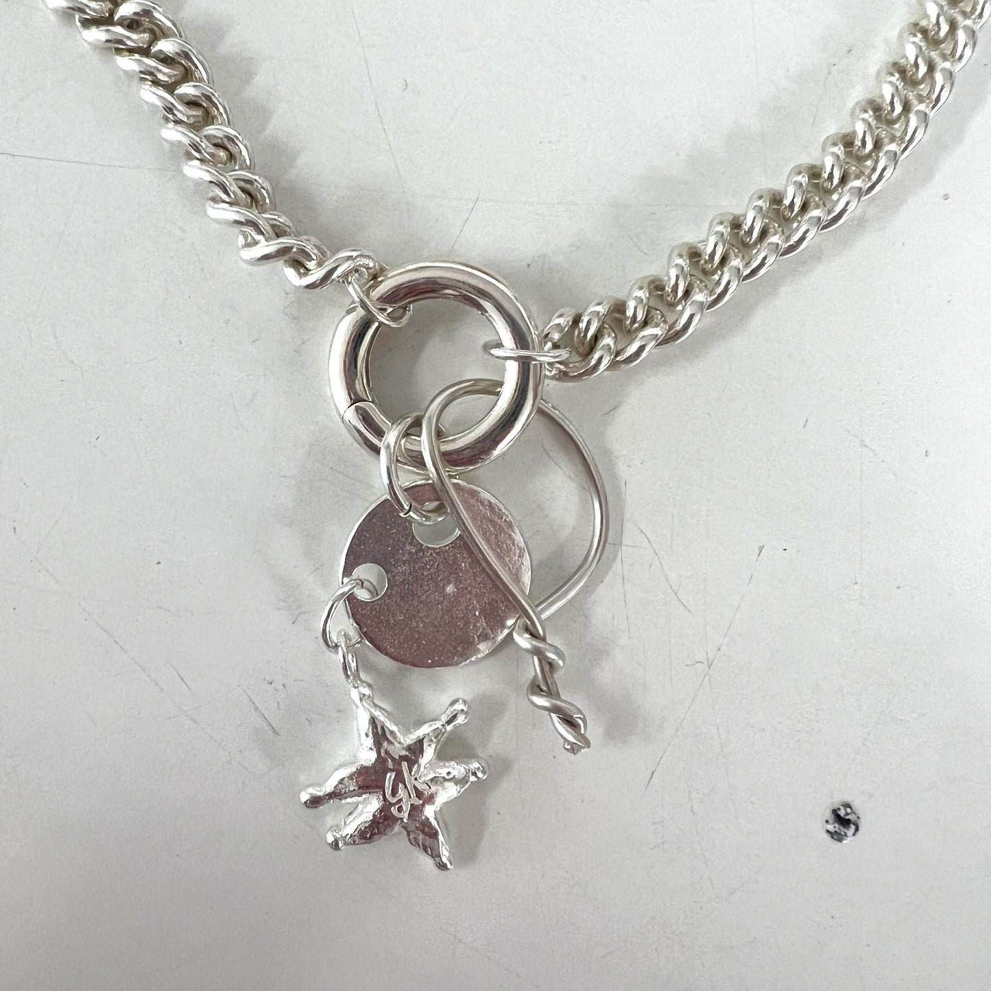 LOOP FASTENED CURB NECKLACE
