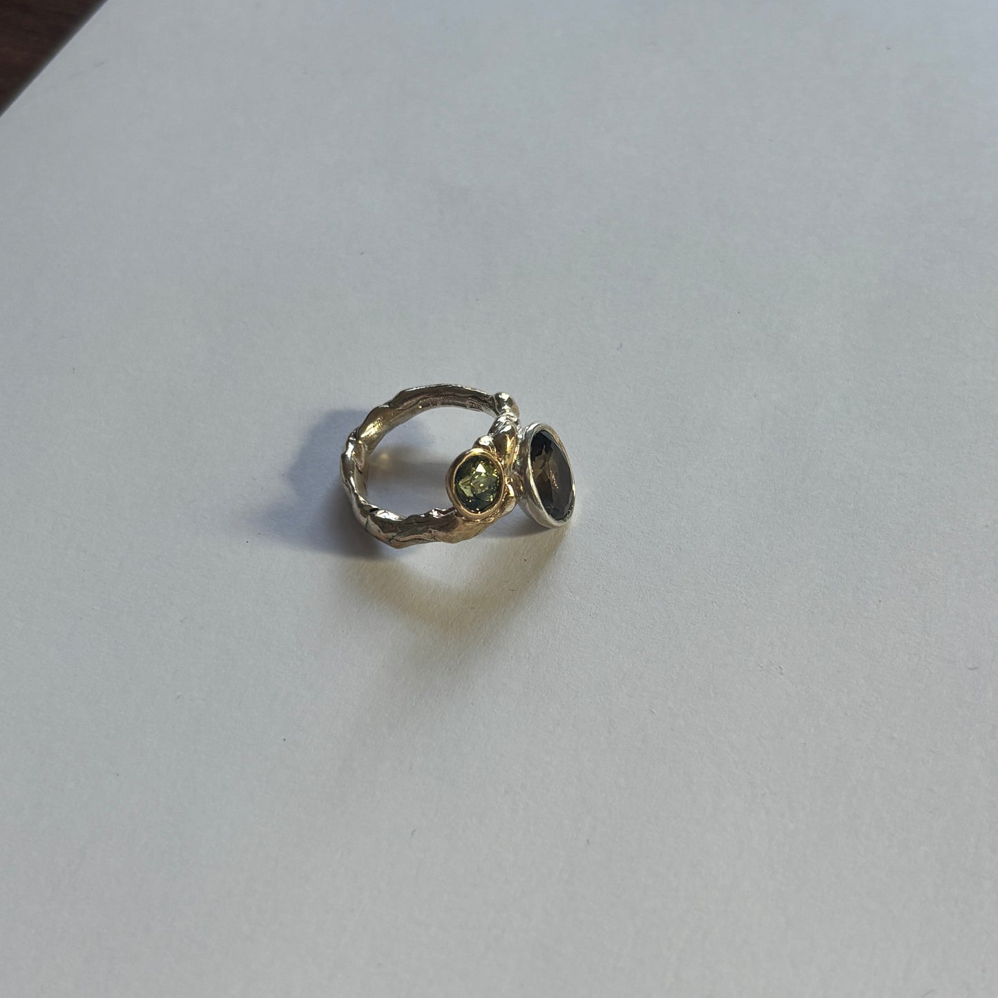 Drip Ring Green Sapphire