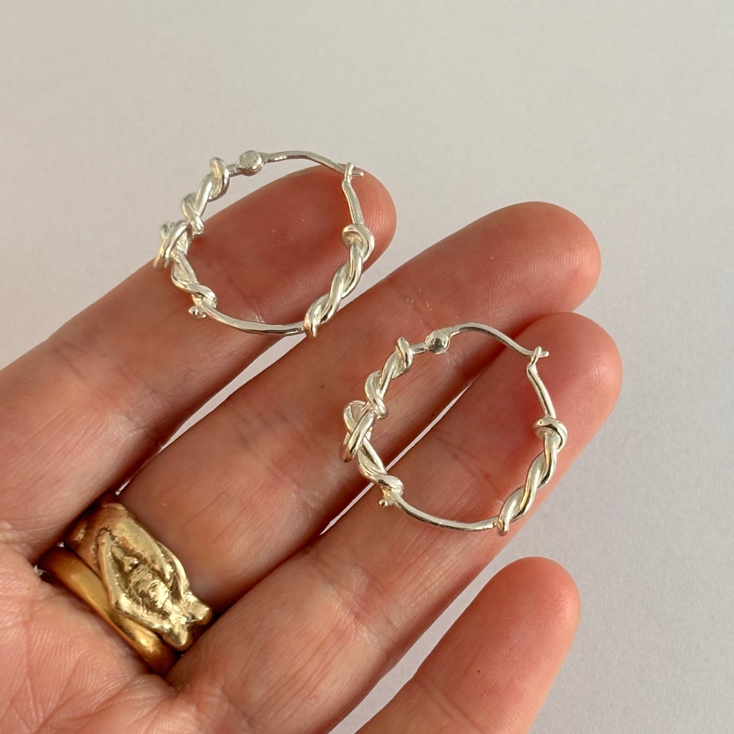 Medium Twisted Wire Hoop Earrings