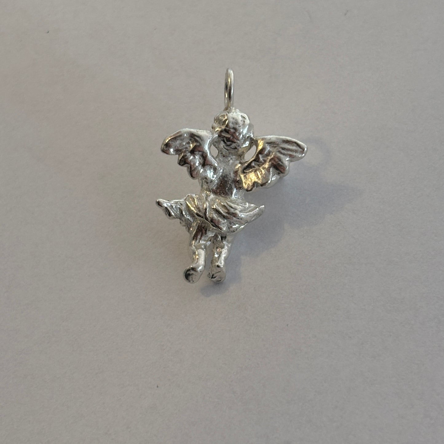 Cherub with Pearl